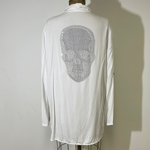 Free for Humanity White Skull Button Down Top Size Medium - Picture 1 of 7